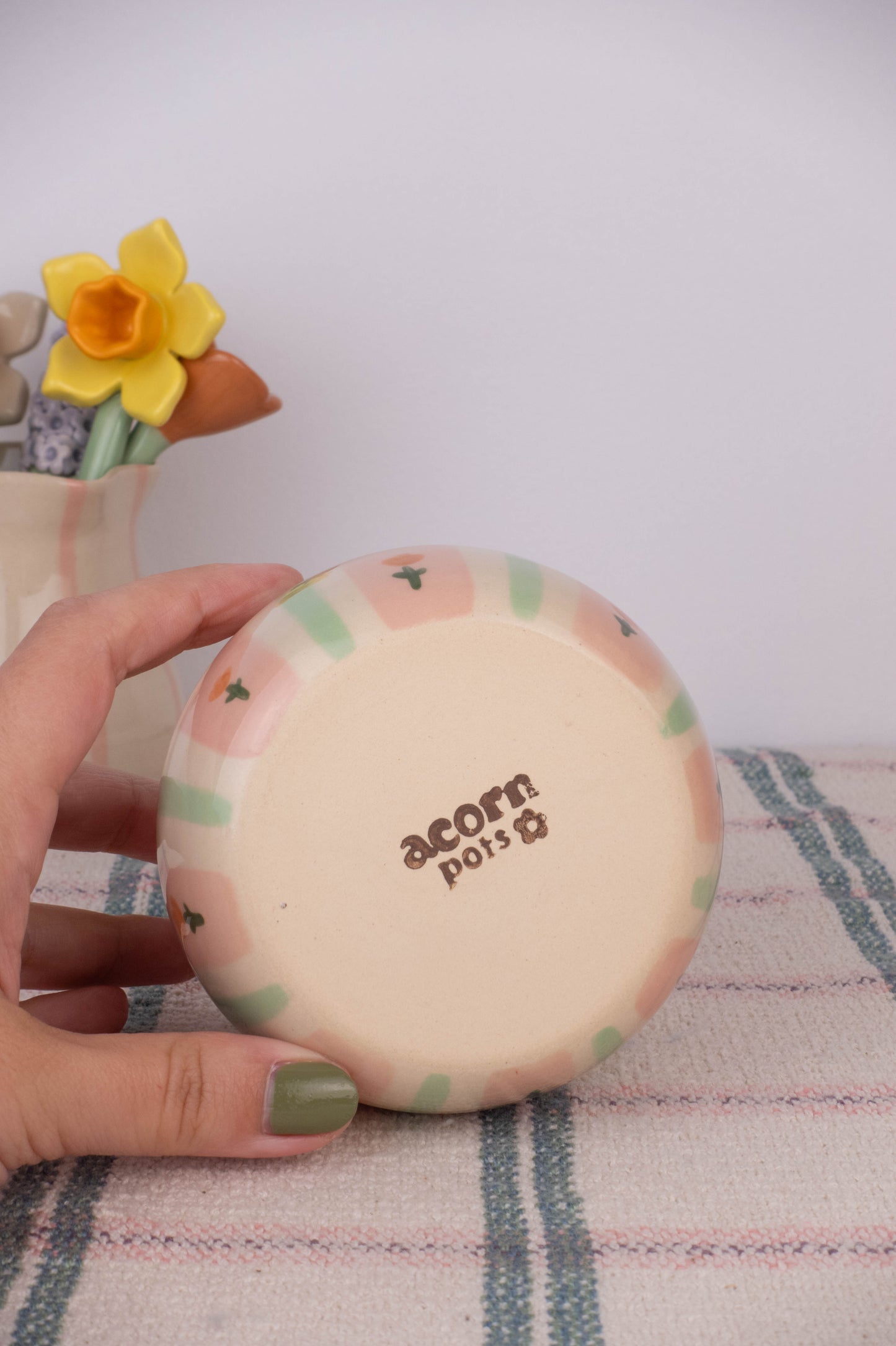 Green Wallpaper Round Vase