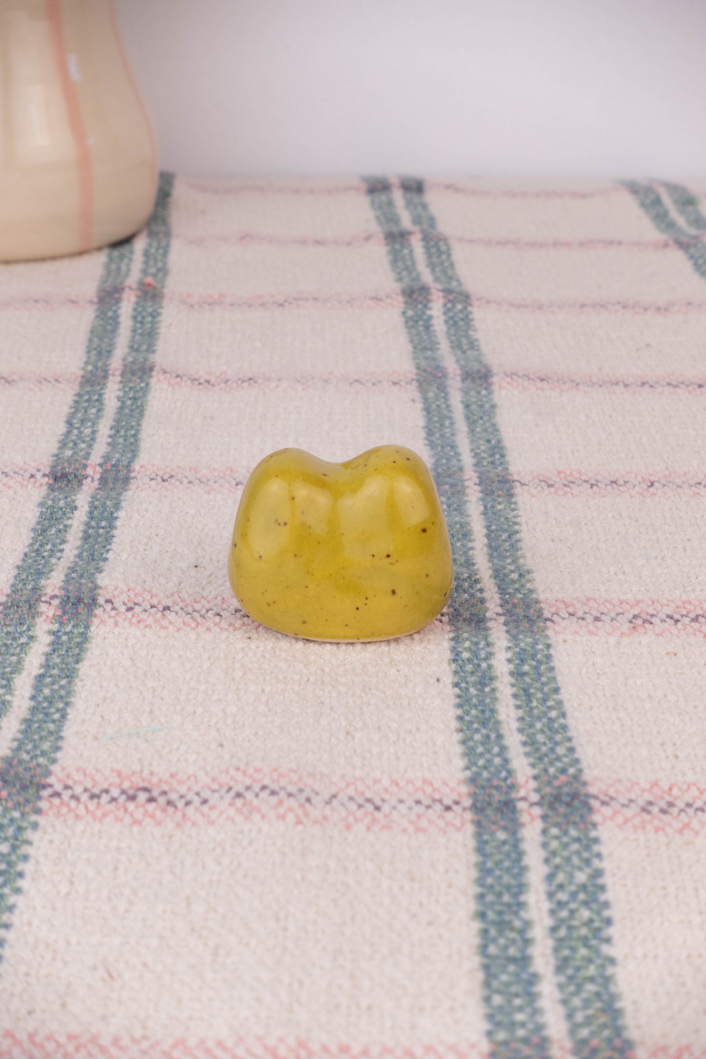 Assorted Speckled Mini Frog