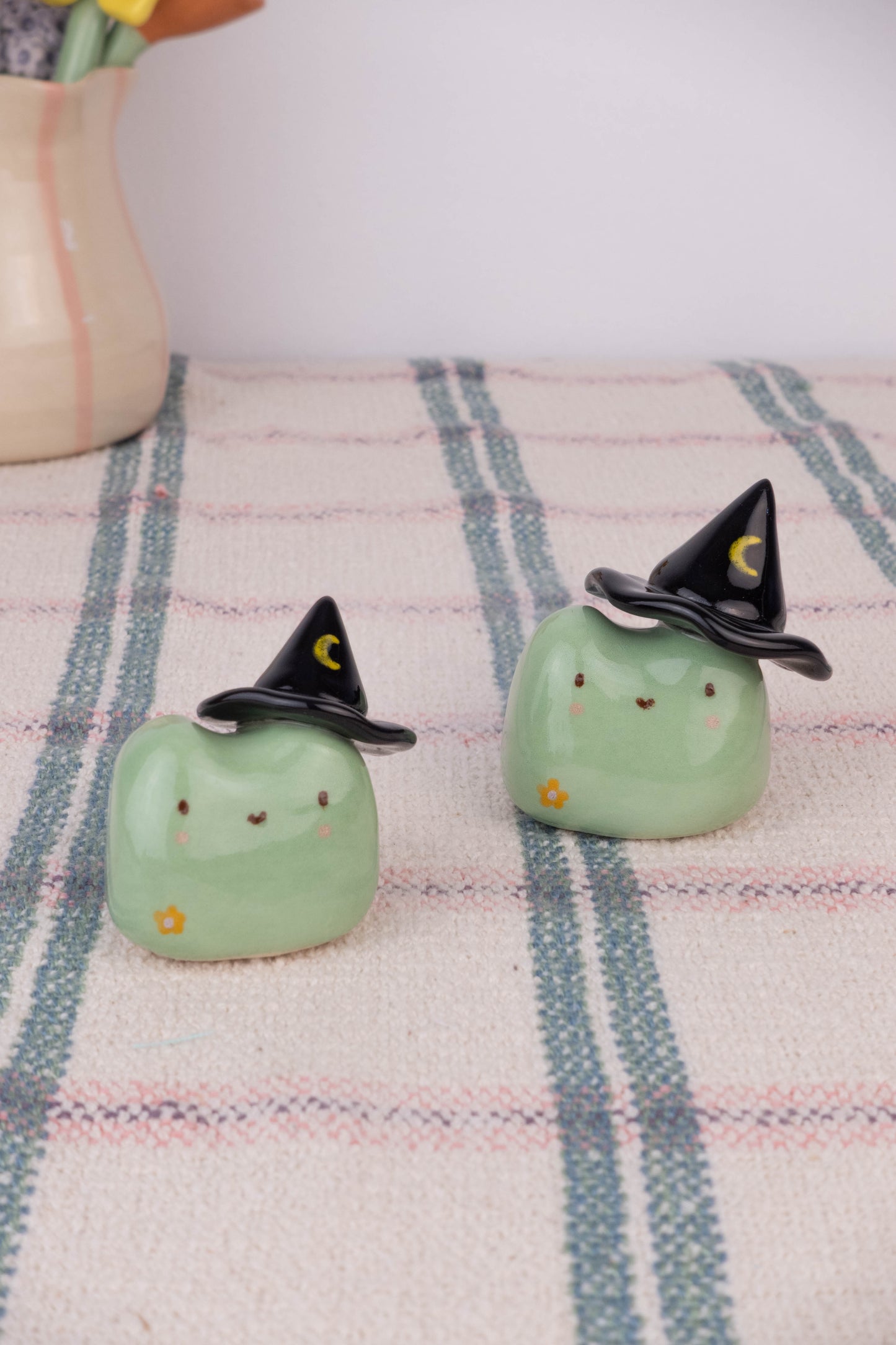 Mini Witch Frog