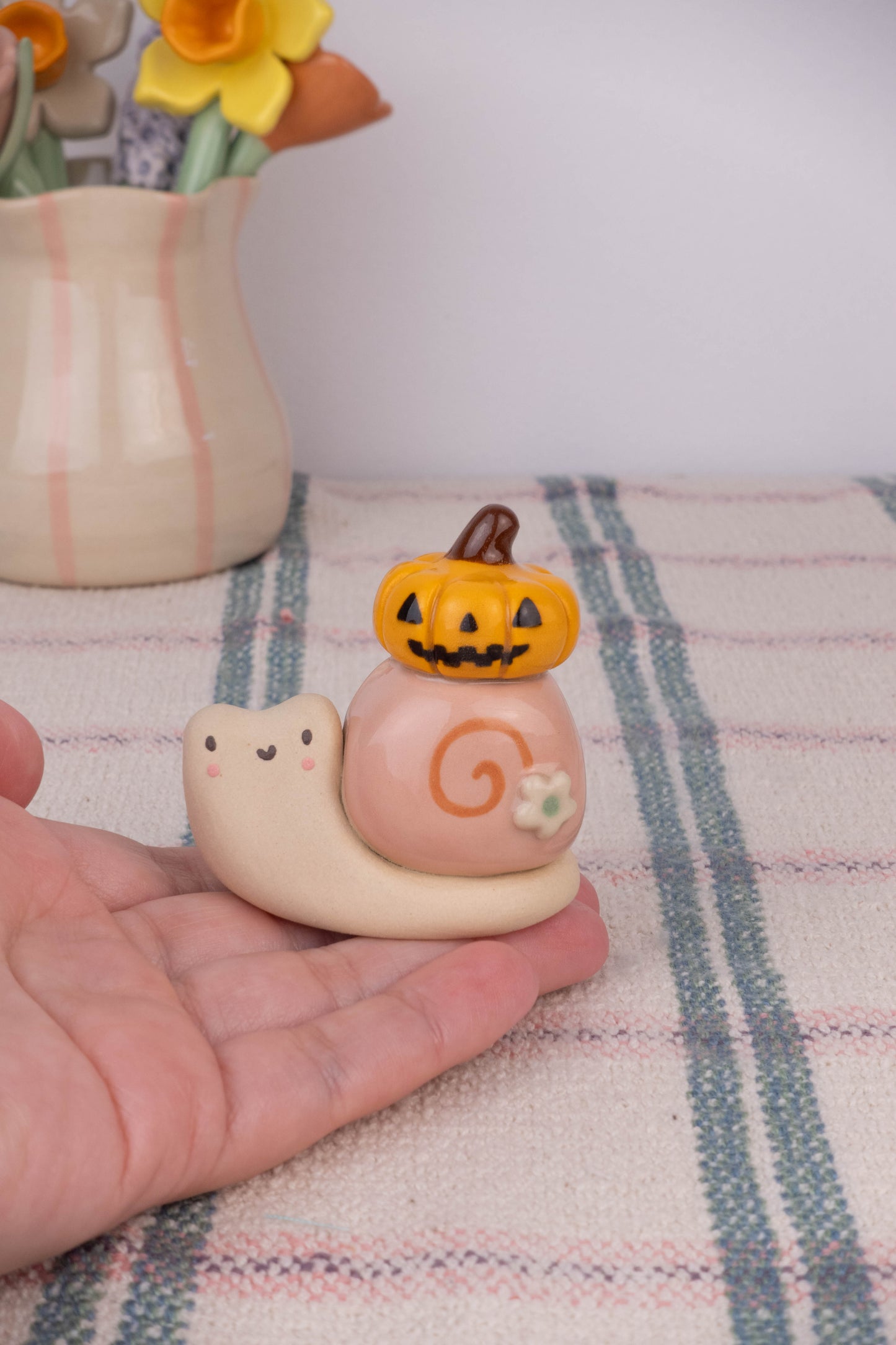 Mini Pumpkin Snail