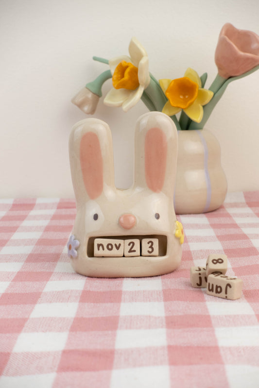 Bunny Calendar "Button"