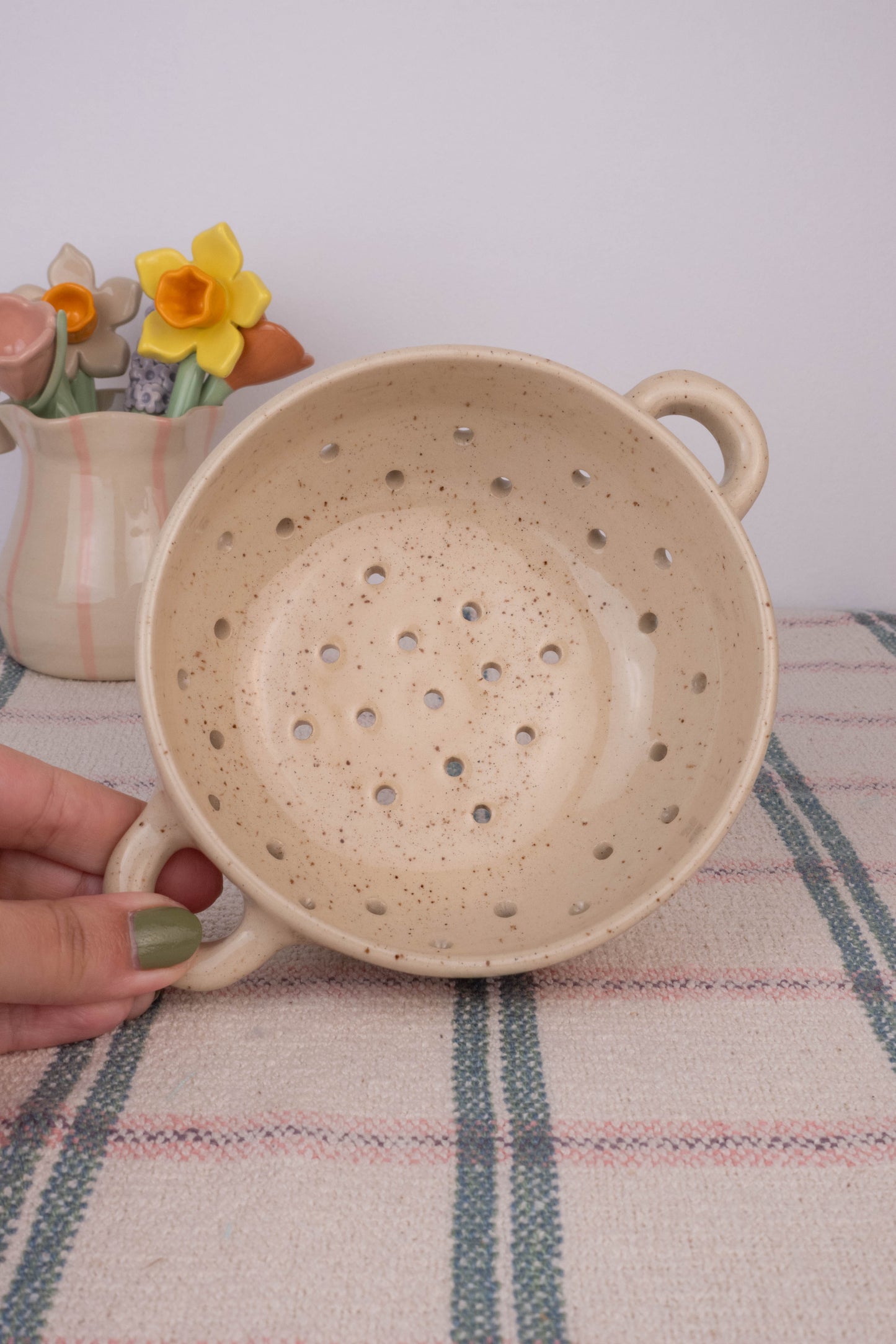 Flower Speckle Berry Collander