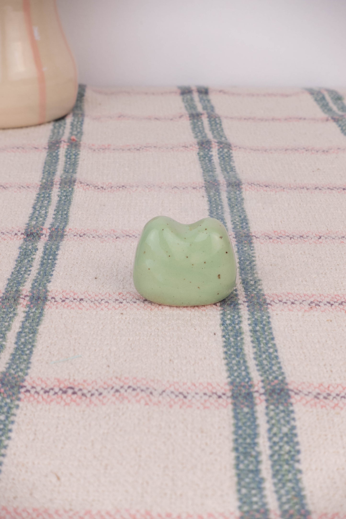 Assorted Speckled Mini Frog