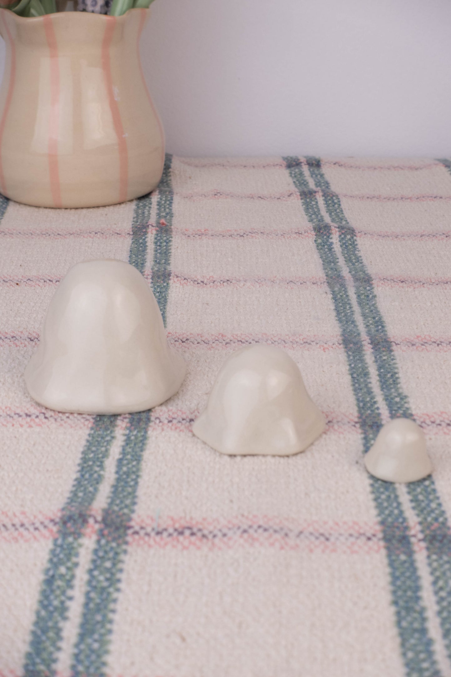 Trio of Nesting Ghosts