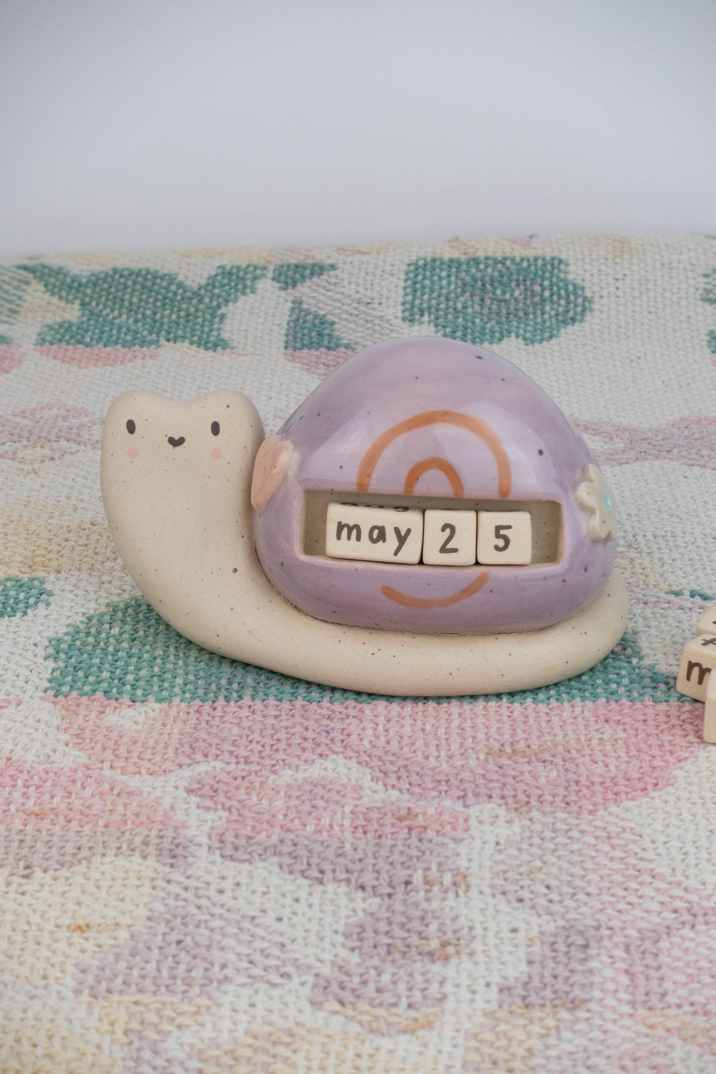 Large Snail Calendar D (Speckled)