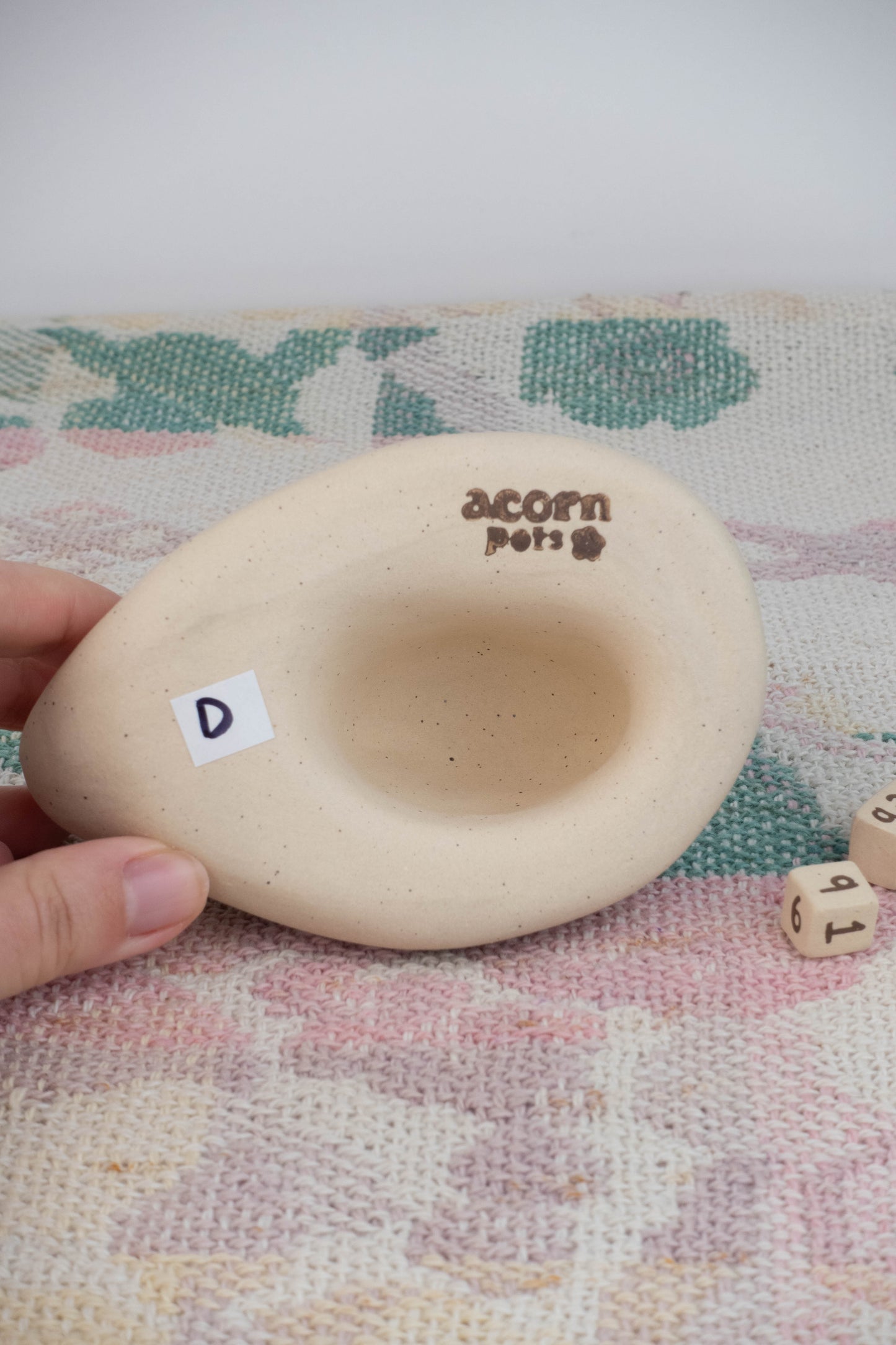 Large Snail Calendar D (Speckled)