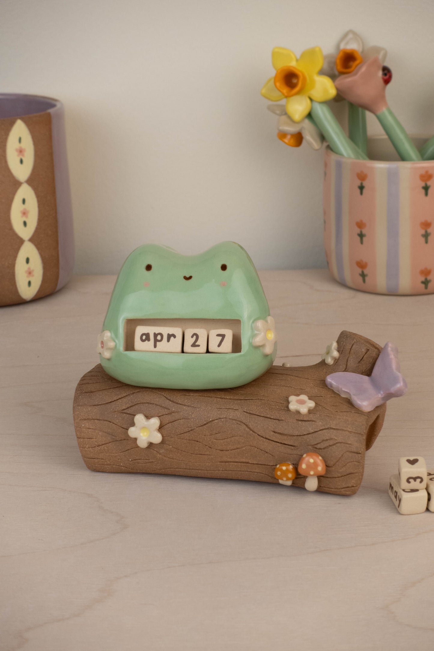 Frog on a Log Calendar
