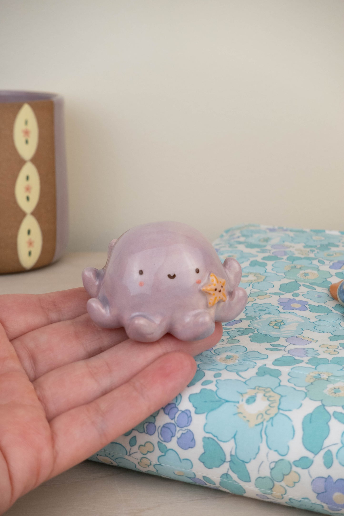 Mini Octopus with 6 Mini Hats