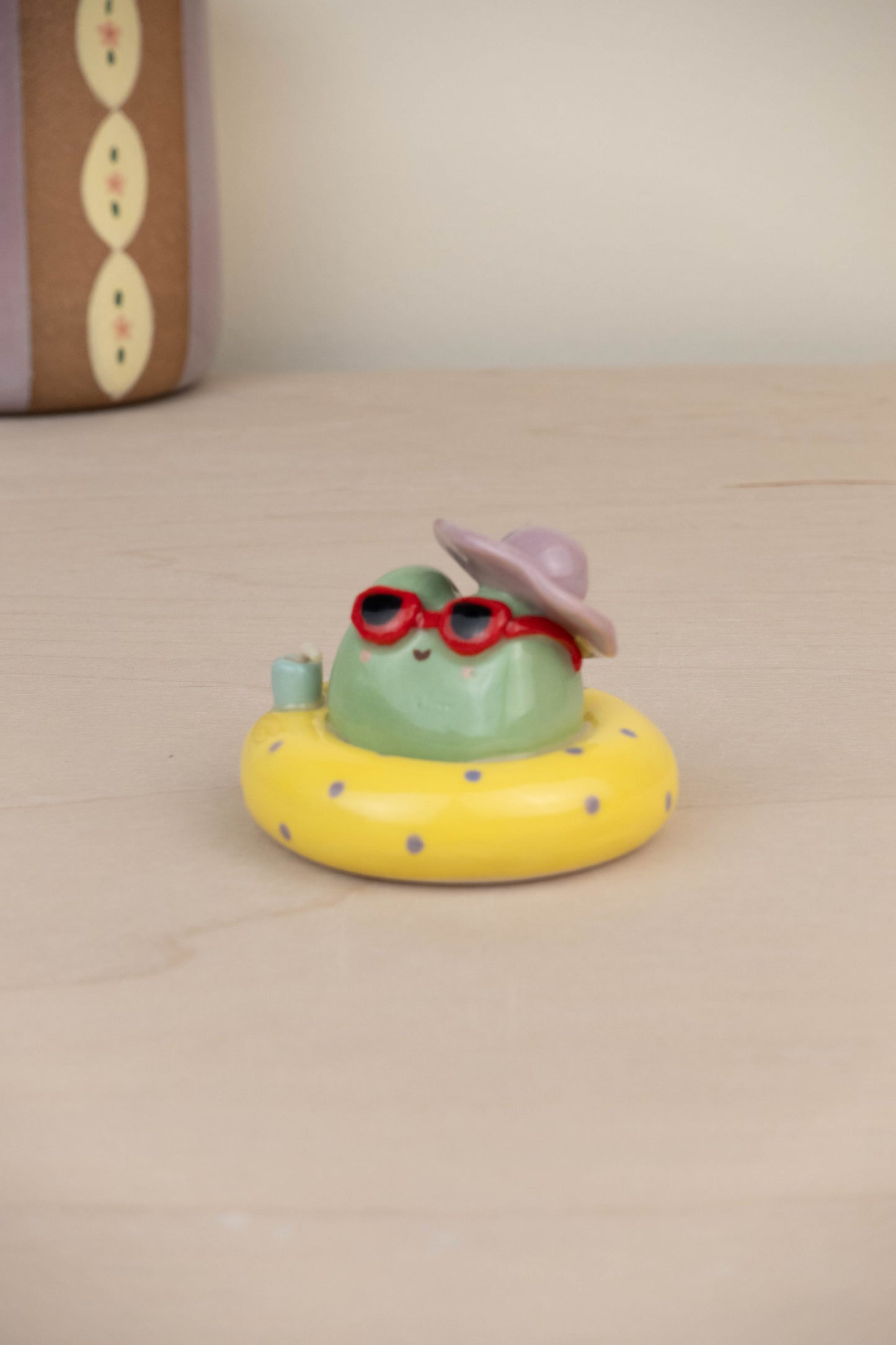 Pool Floatie Sun Protection Frog