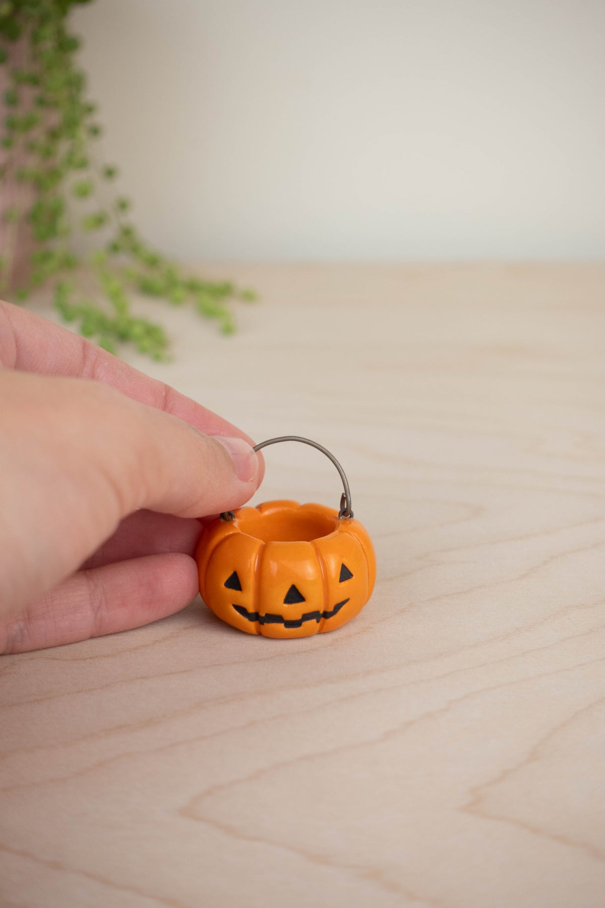 Tiny Pumpkin Basket