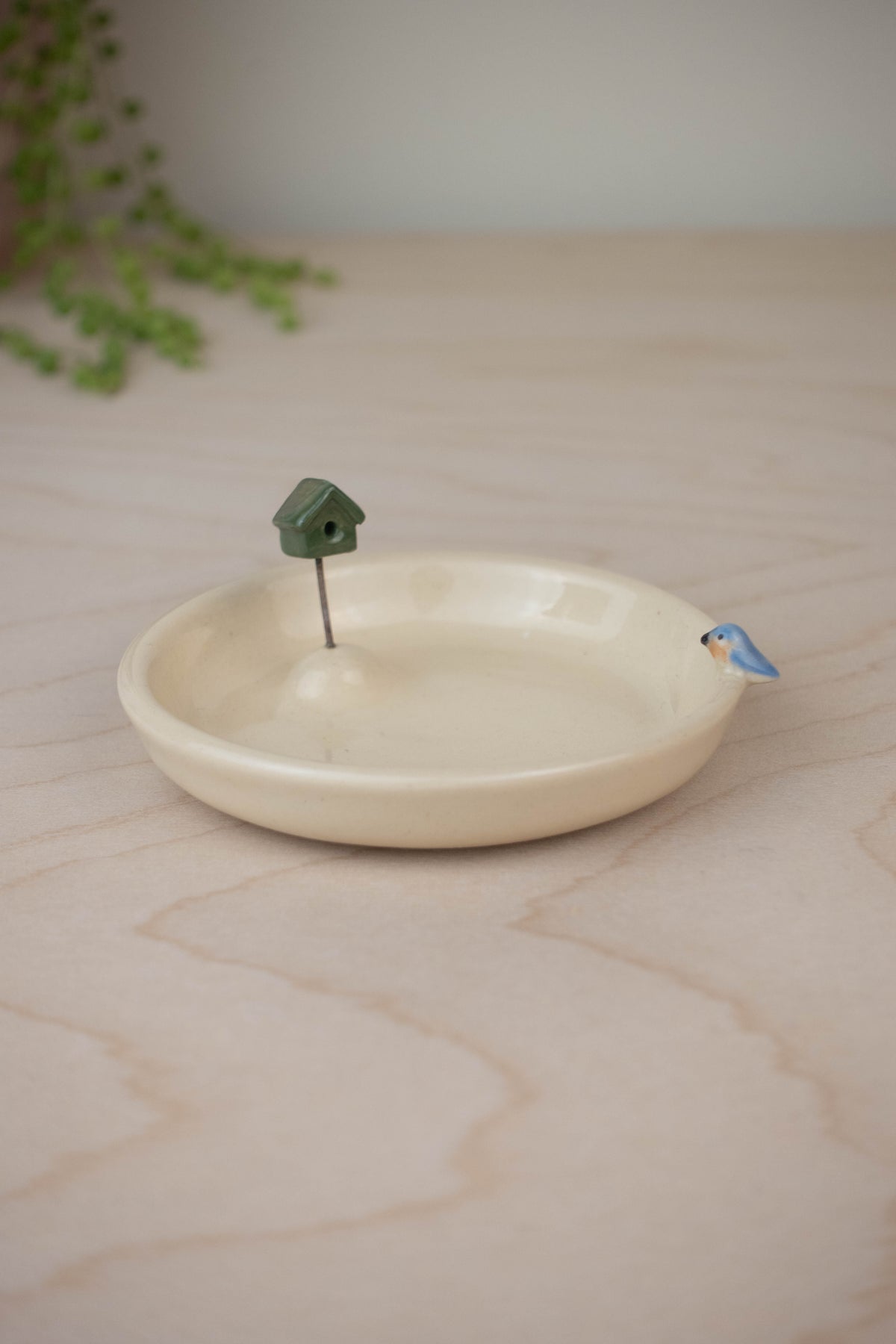 Birdhouse Dish