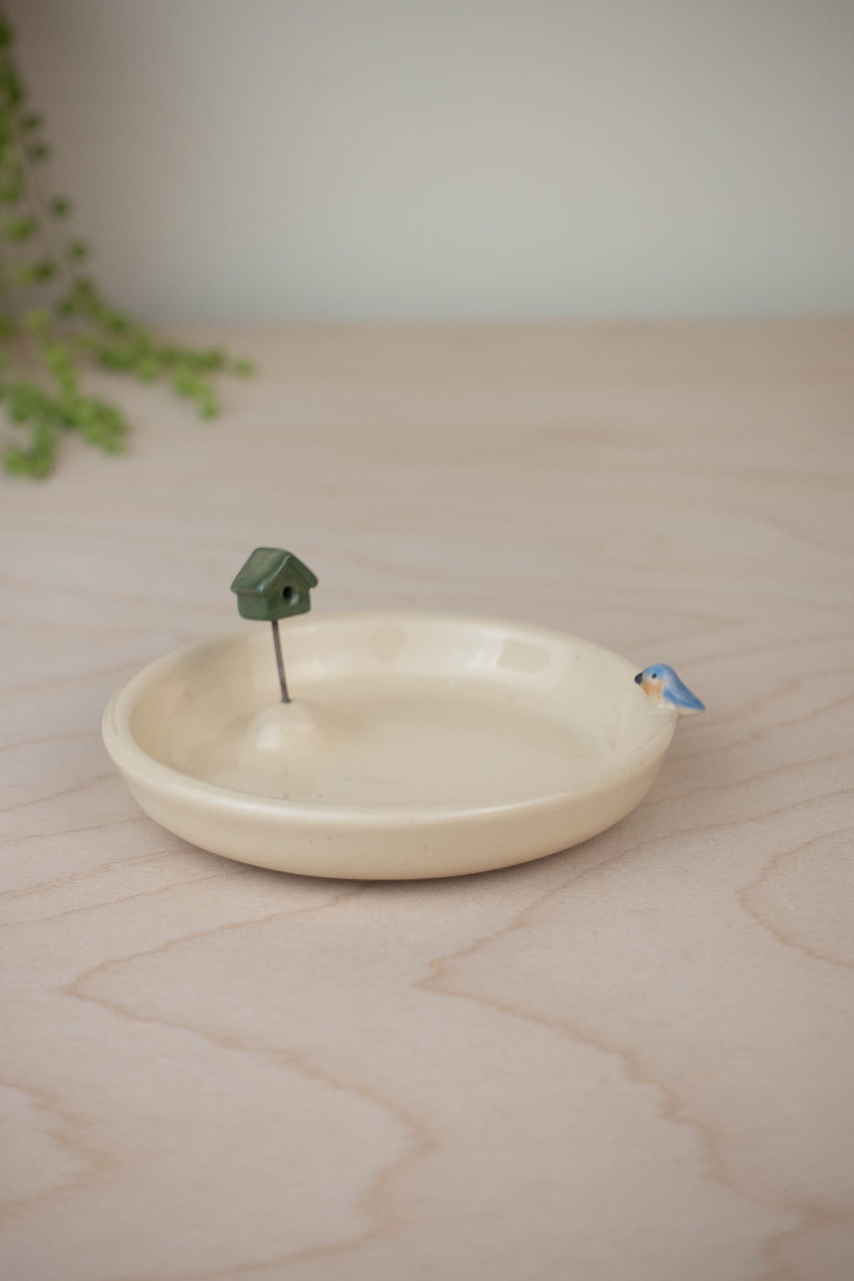 Birdhouse Dish